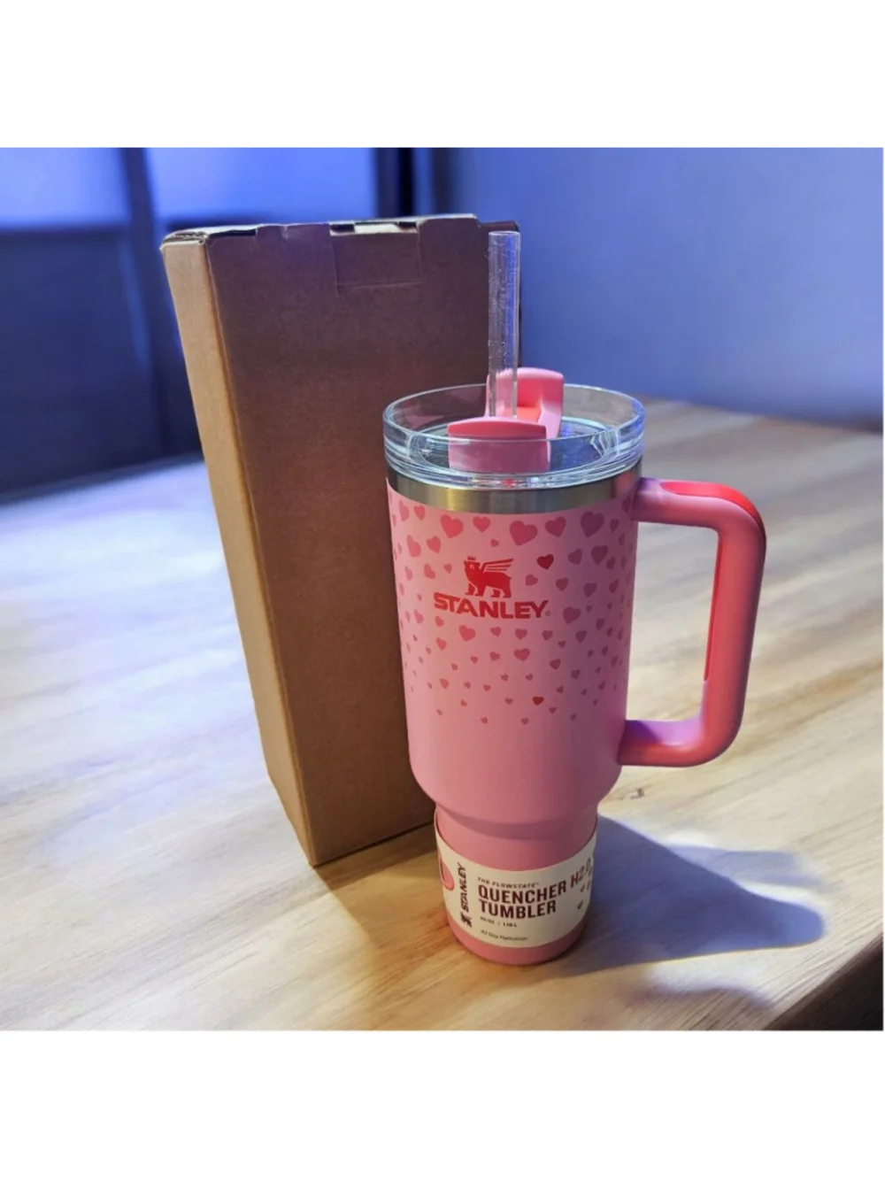 Stanley 40 oz Stainless Steel H2.0 Quencher Tumbler Pink Hearts Valentine's Day - Picture 2 of 8